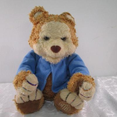 Sale Photo Thumbnail #208: A story-telling toy from Hasbro, see pictures, 9-1/2" x 12" x 14", bear only does not have additional books or inserts. Sings, talks, nods his head, raises his hands, wiggles his ears, eyes open & close, mouth moves, has games, takes 4 D batteries not inc