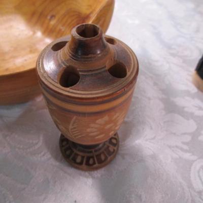 Sale Photo Thumbnail #316: 3 new decorative bottle corks, 3 taco holders, 2 décor pieces, 2 boots, 2 candle holders, 1 pencil holder, 1 wood bowl