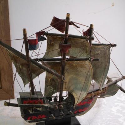 Sale Photo Thumbnail #507: Picture is 14-1/2" x 12-3/4 with frame, Ship is 12" x 11" tall, See pictures