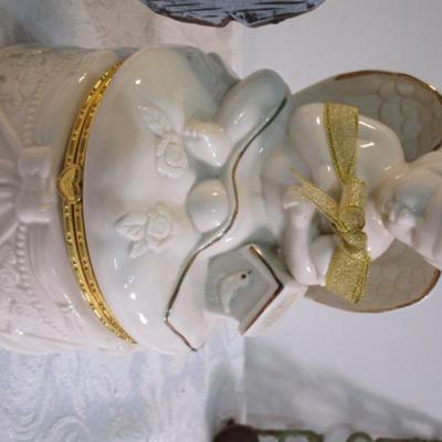 Sale Photo Thumbnail #522: Ceramic angel box, marble box, wood picture jewelry box, Bear décor, swan décor, cut glass candy dish, dispay egg