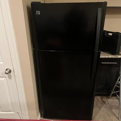 Kenmore Black Refrigerator (T1-MG)