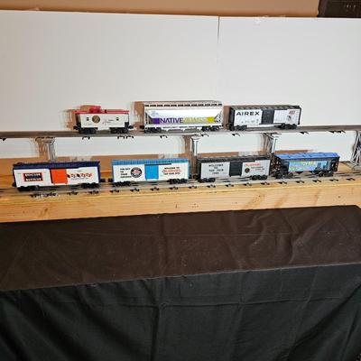 Artrain & Toy Fair Cars + Boxes (T2-JS)