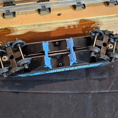 Artrain & Toy Fair Cars + Boxes (T2-JS)