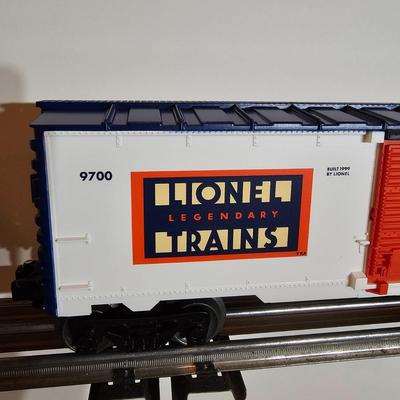Artrain & Toy Fair Cars + Boxes (T2-JS)