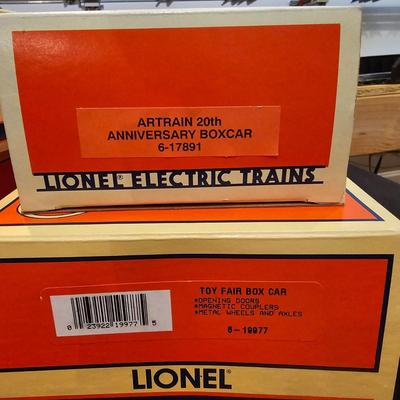 Artrain & Toy Fair Cars + Boxes (T2-JS)