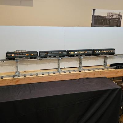 NYC E8 A-B-A Passenger Set w/Eight Cars (T1-JS)