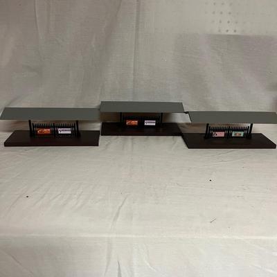 O Gauge Model Train Lighted Stations & More (W-MG)