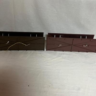 O Gauge Model Train Lighted Stations & More (W-MG)