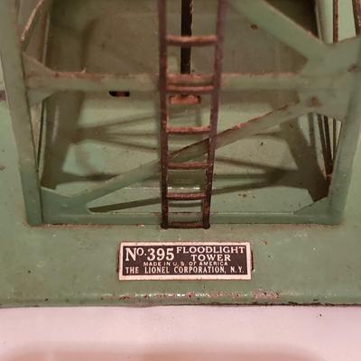 Vintage Lionel Rotary Beacons/Flood Lights (T2-KD)