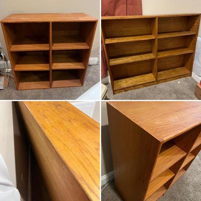Pair of Wooden Bookcases (T2-MG)