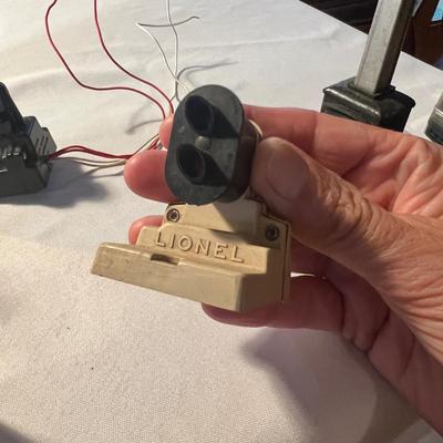 Vintage Lionel Crossing Gates & More O Scale (LR-RG)
