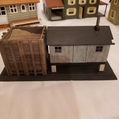 Miscellaneous Train Buildings (T2-KD)