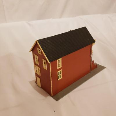 Miscellaneous Train Buildings (T2-KD)