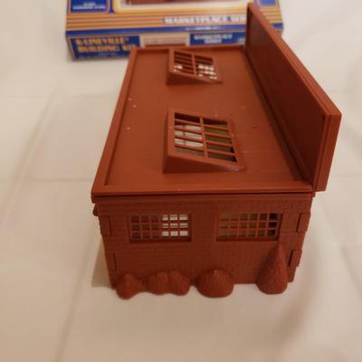 Miscellaneous Train Buildings (T2-KD)