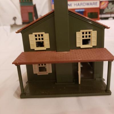 Miscellaneous Train Buildings (T2-KD)