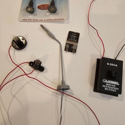 Assorted Operating Highway Lights & More (T2-JS)