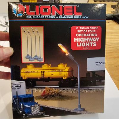 Assorted Operating Highway Lights & More (T2-JS)
