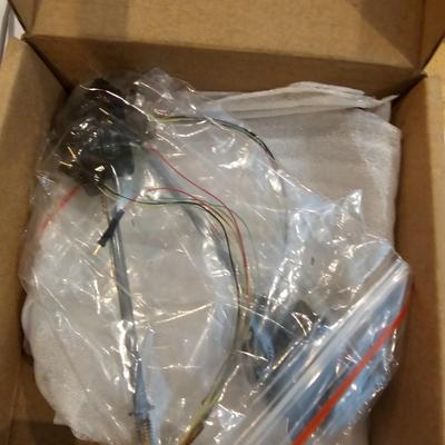 Assorted Operating Highway Lights & More (T2-JS)