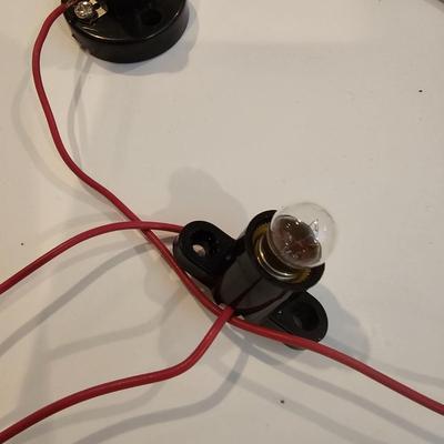 Assorted Operating Highway Lights & More (T2-JS)
