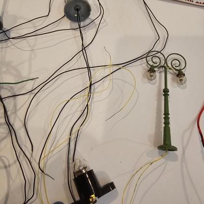 Assorted Operating Highway Lights & More (T2-JS)