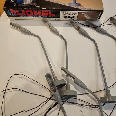 Assorted Operating Highway Lights & More (T2-JS)
