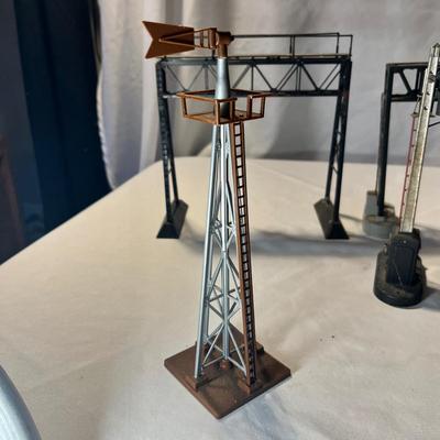 Lionel O Scale Signal Bridges, Semaphore’s & More (LR-RG)