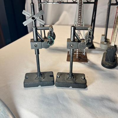 Lionel O Scale Signal Bridges, Semaphore’s & More (LR-RG)