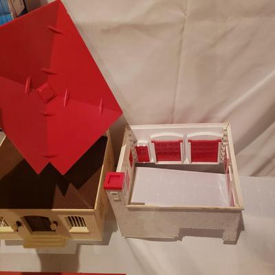 Plasticville Buildings NIB and Vintage (T2-KD)