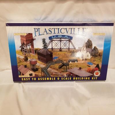 Plasticville Buildings NIB and Vintage (T2-KD)