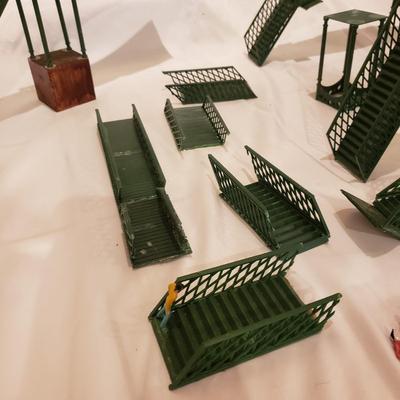 Plasticville Buildings NIB and Vintage (T2-KD)
