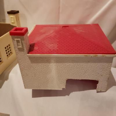 Plasticville Buildings NIB and Vintage (T2-KD)