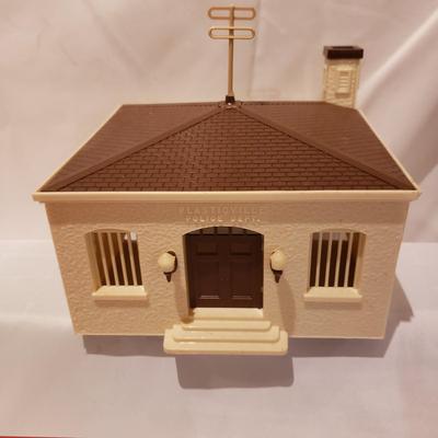 Plasticville Buildings NIB and Vintage (T2-KD)