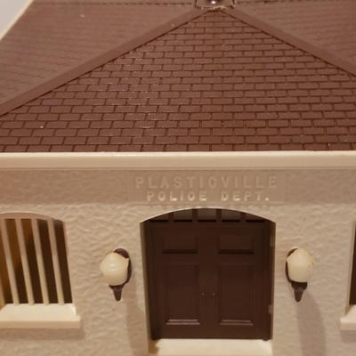 Plasticville Buildings NIB and Vintage (T2-KD)