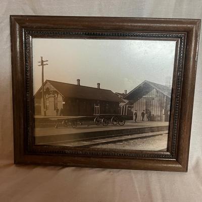 Black & White Train Photos & Prints (T1-MG)