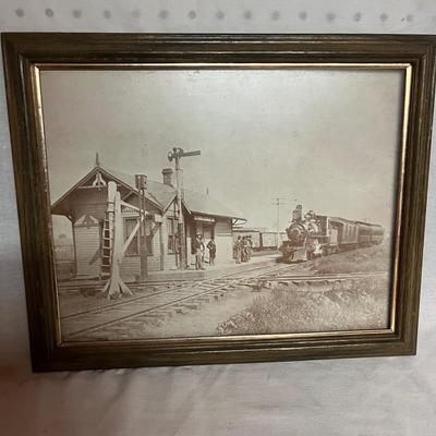 Black & White Train Photos & Prints (T1-MG)