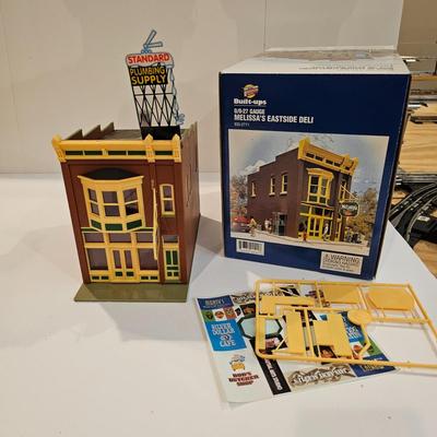 Three Scenic O Gauge Buildings (T2-JS)