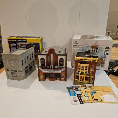 Three Scenic O Gauge Buildings (T2-JS)