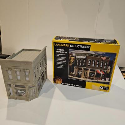 Three Scenic O Gauge Buildings (T2-JS)