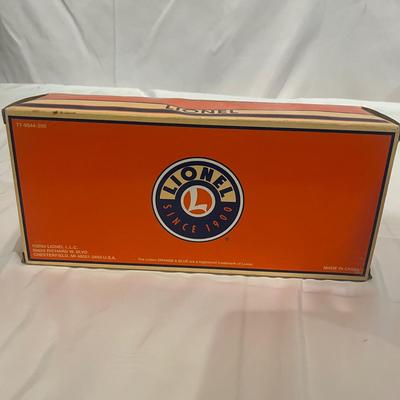 Lionel P & LE Offset Die Cast Hopper & Four K-Line 2 Bay Outside Braced Hopper (T2-MG)