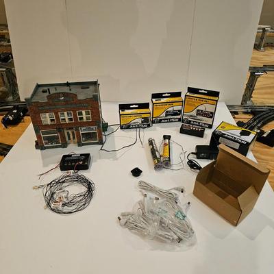 Record Store/Recruiting Office, Just Plug Items & More (T2-JS)
