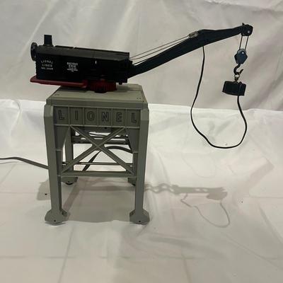 Lionel Triple Action Magnet Crane & Lionel Gantry Crane (T2-MG)