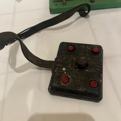 Pre War Lionel Magnetic Crane & More (T2-MG)