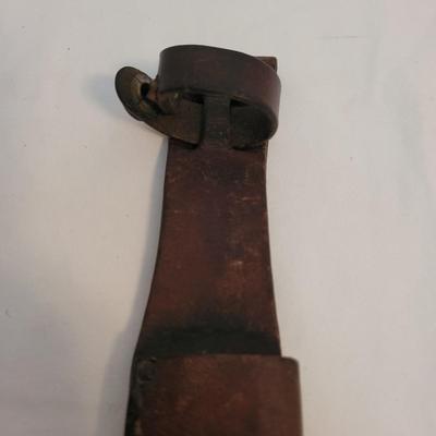 Two Large Vintage Hunting Knives (FE-EL)