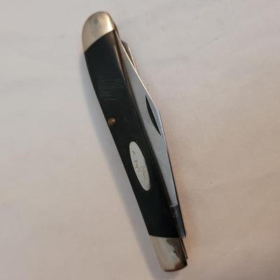 Old Timer and Buck Vintage Folding Knives (FE-EL)