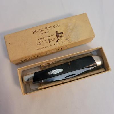 Old Timer and Buck Vintage Folding Knives (FE-EL)
