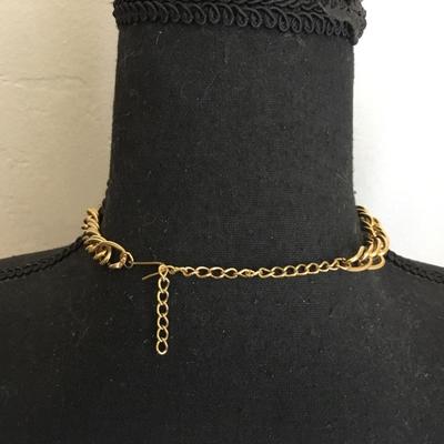 Beautiful, vintage, goldtone choker necklace