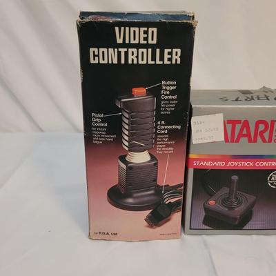 Atari 2600, Atari 400, Games, and Accessories (B1-EL)