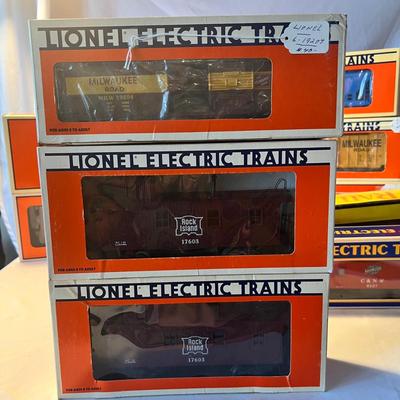 Milwaukee Road, Chicago & North Western O Scale Hoppers, Cabooses & More (LR-RG)