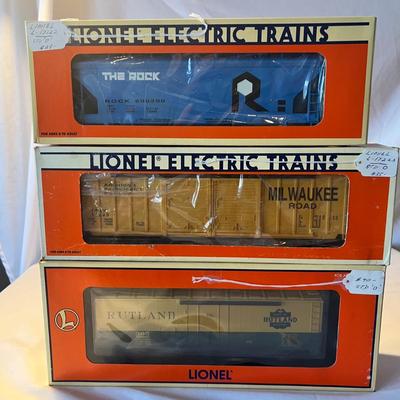 Milwaukee Road, Chicago & North Western O Scale Hoppers, Cabooses & More (LR-RG)