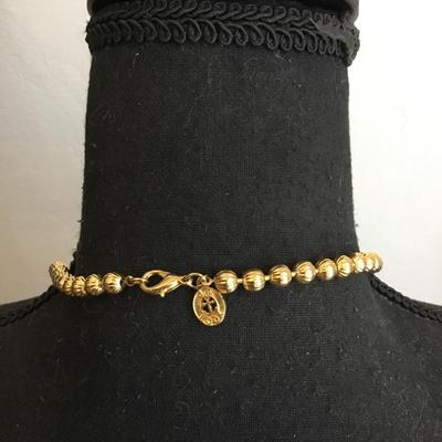 Beautiful vintage JG Hook gold tone Metal bead necklace. Very good condition.